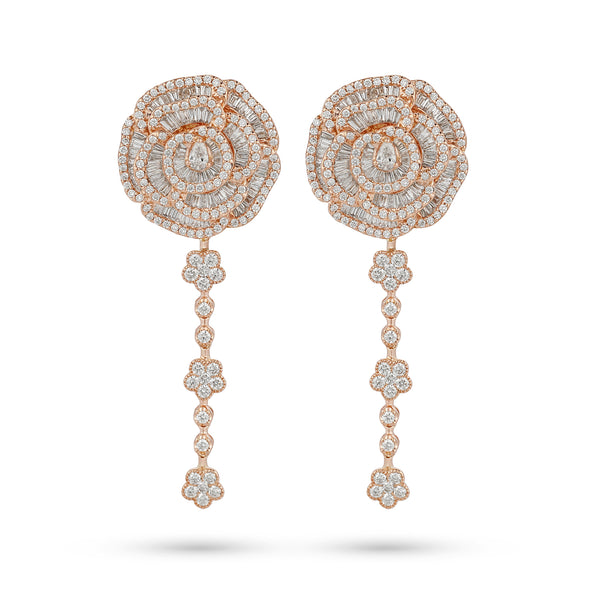 Ronza medium Winter Rose earrings in rose gold with natural diamonds, view 1