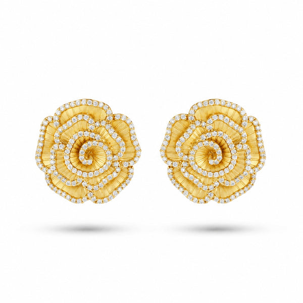Ronza medium Winter Rose earrings in yellow gold with natural diamonds, view 1