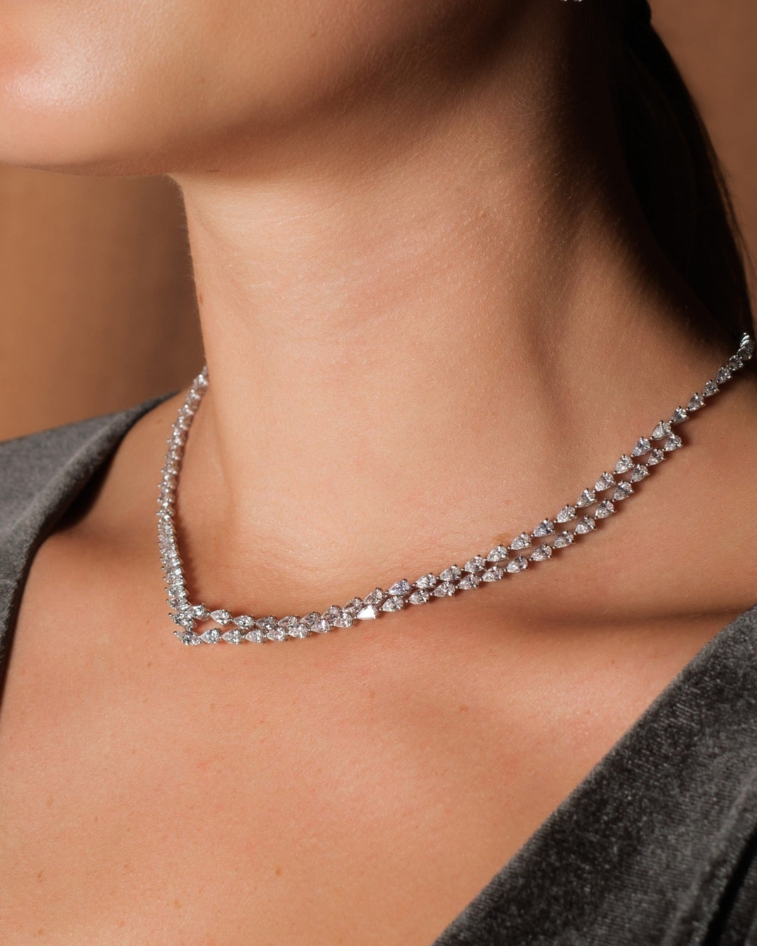 The Ultimate Guide to Diamond Tennis Necklaces and Bracelets