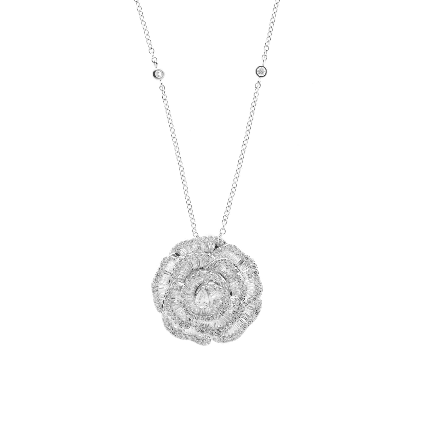 RONZA White Gold Flower petal diamond Pendant