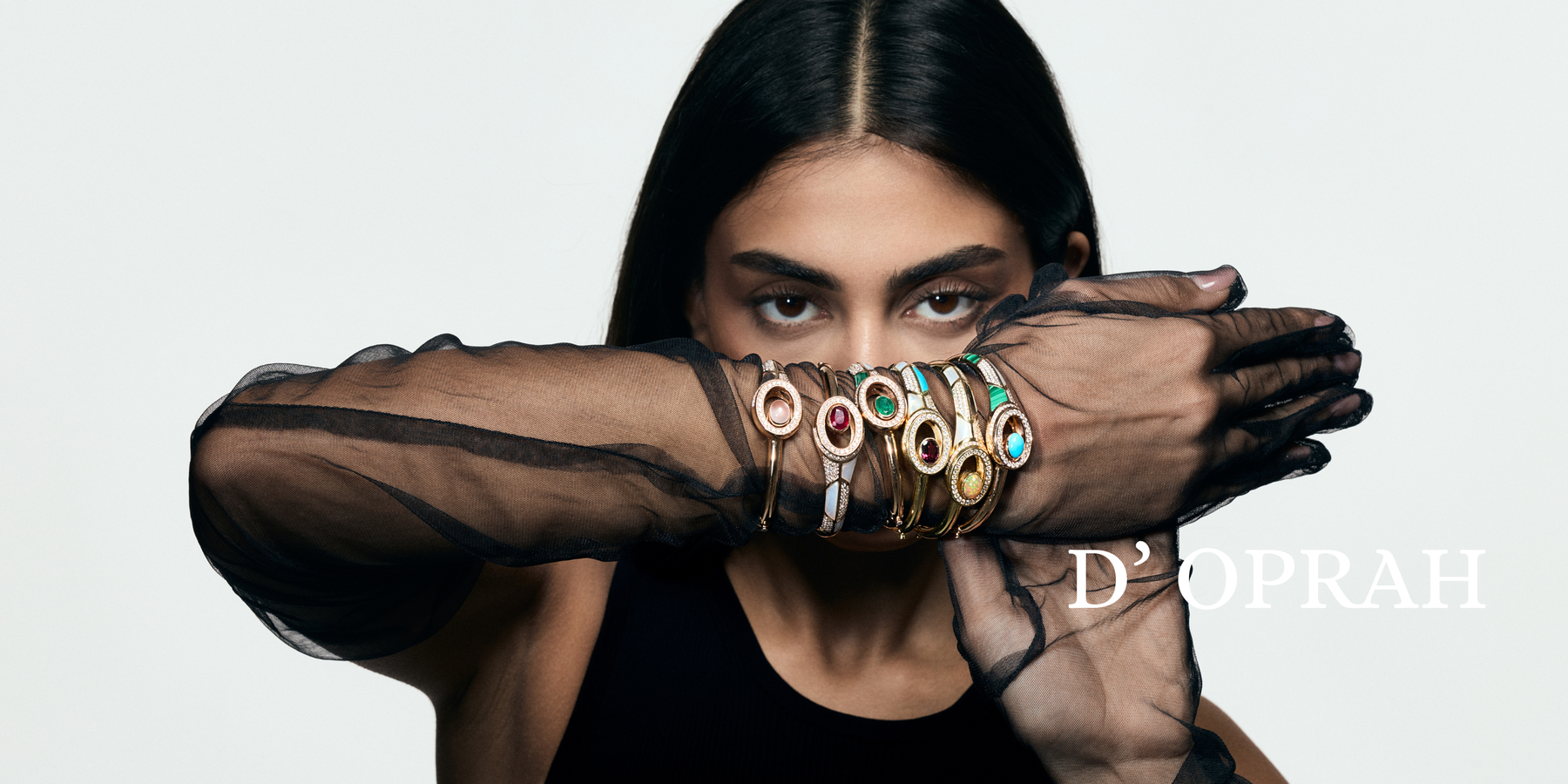 D Opera collection is inspired by the theatrical grandeur and stage's elegance. Each piece is fancy and glamorous, resonating with the story of drama and bringing enchantment to life.