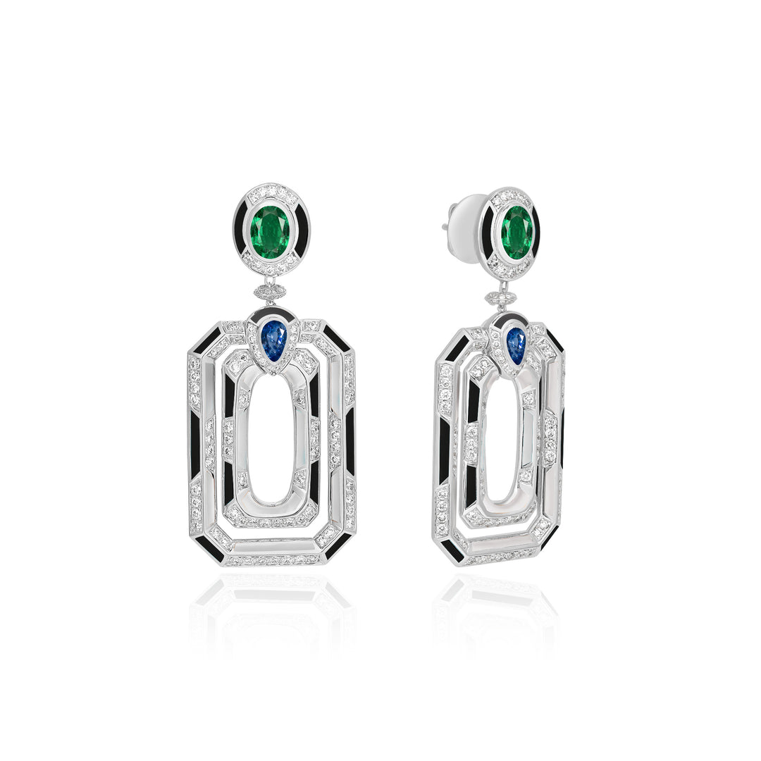 Earring in 18K gold with emerald