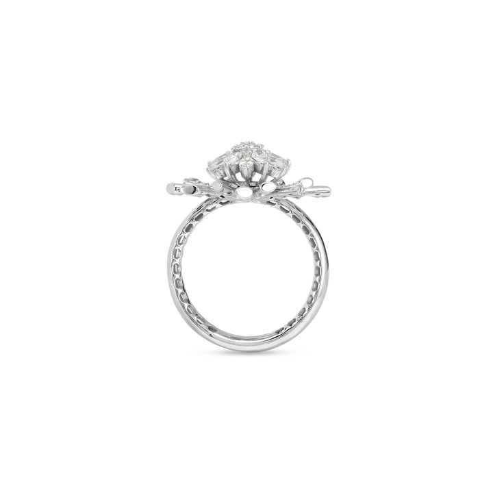 VISTA White Gold Pointed Diamond Ring