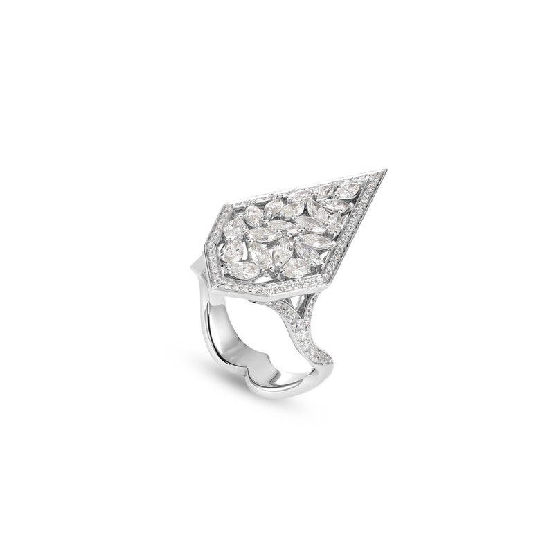 VISTA White Gold Pointed Diamond Ring