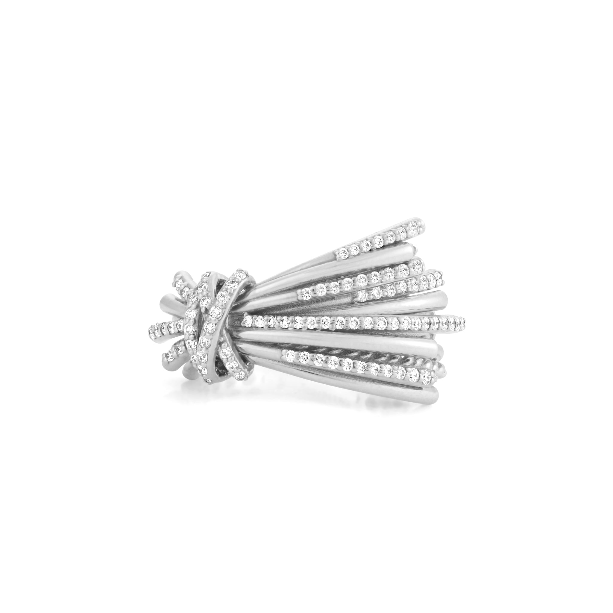 White Gold Diamond Ribbon Ring - soitbelle.ae