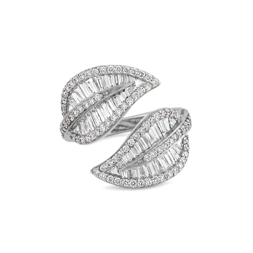  RONZA White Gold Diamond Leaf Ring