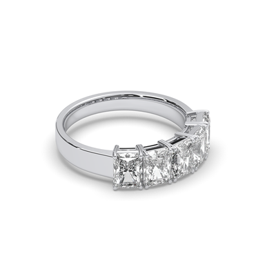 SB Classic Ring radiant cut Diamonds