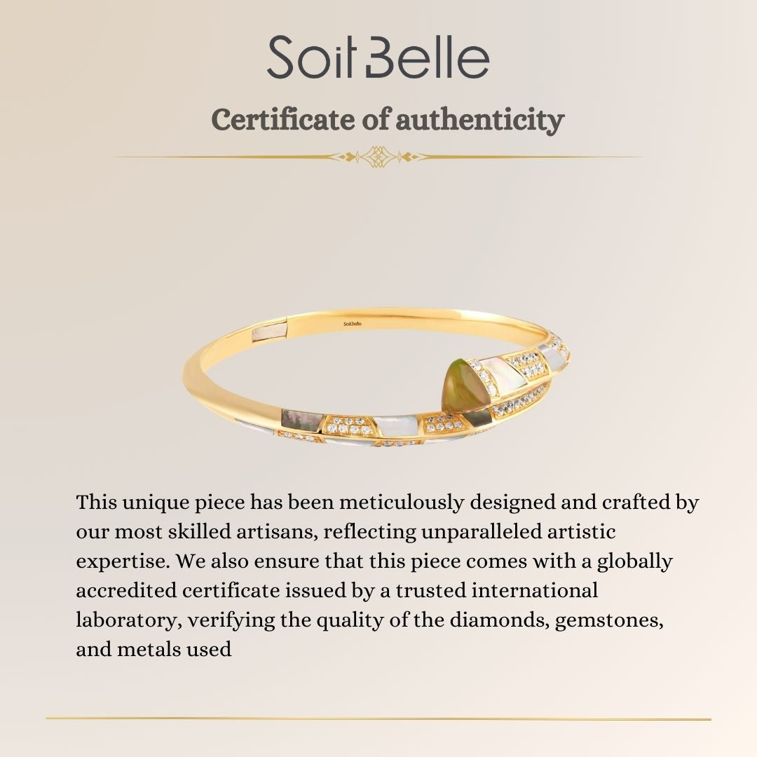 18K yellow gold bangle with cabochon opal