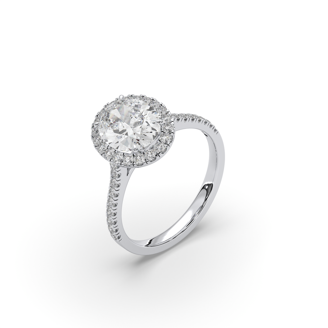 Oval diamond solitaire ring in 18K gold