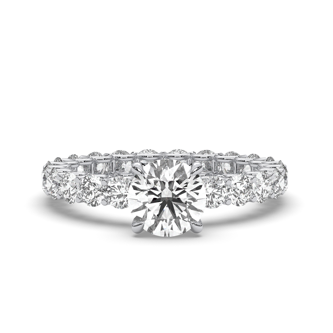 Round-cut diamond solitaire ring in 18K gold