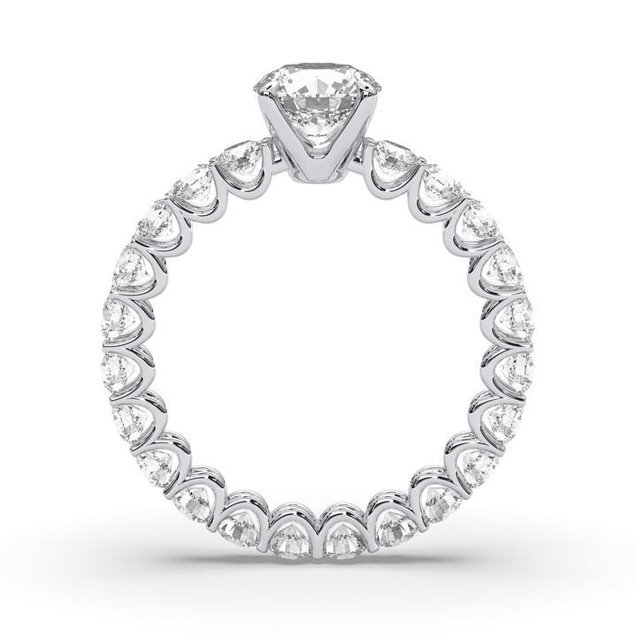 Round-cut diamond solitaire ring in 18K gold