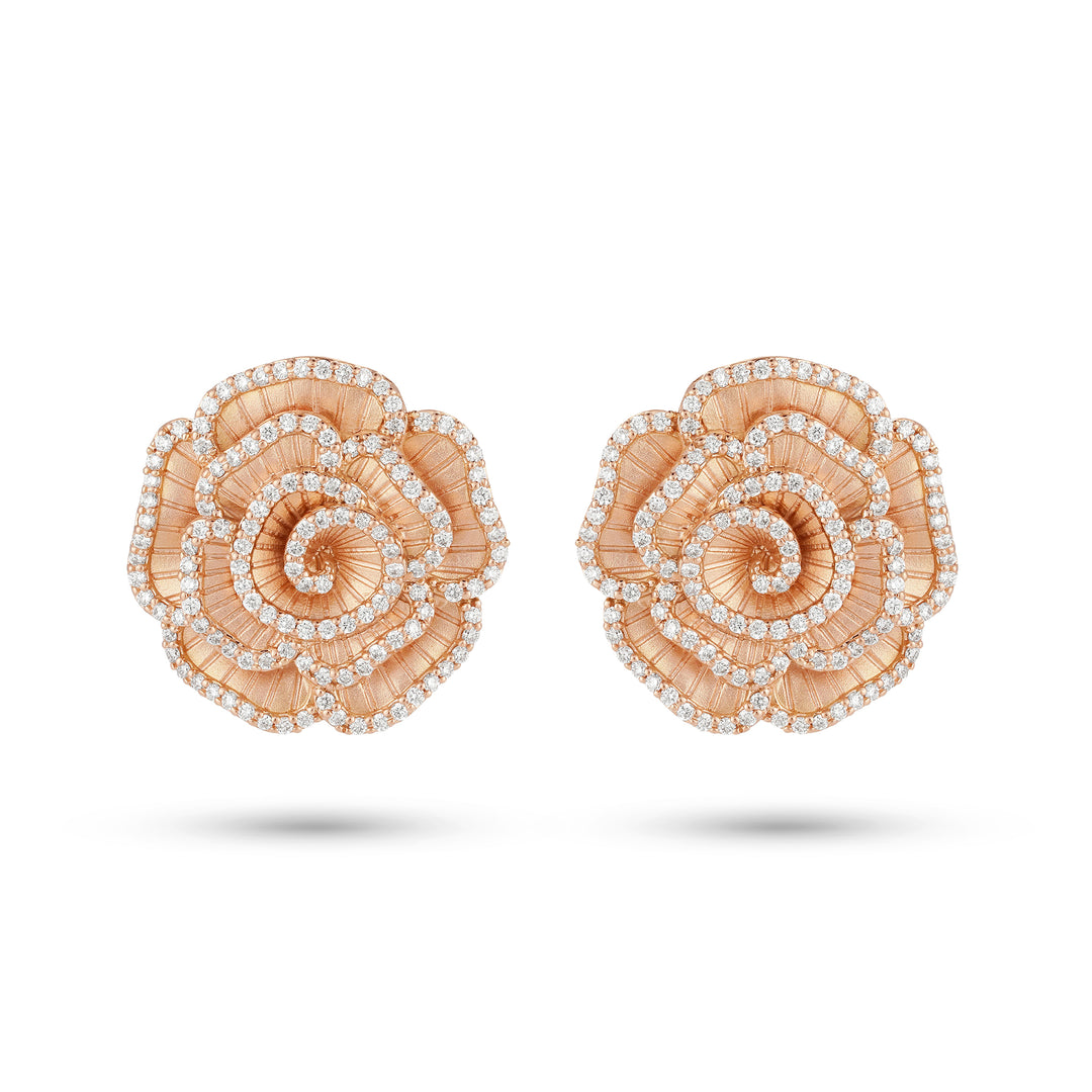 Ronza medium Winter Rose earrings in rose gold with natural diamonds, view 1