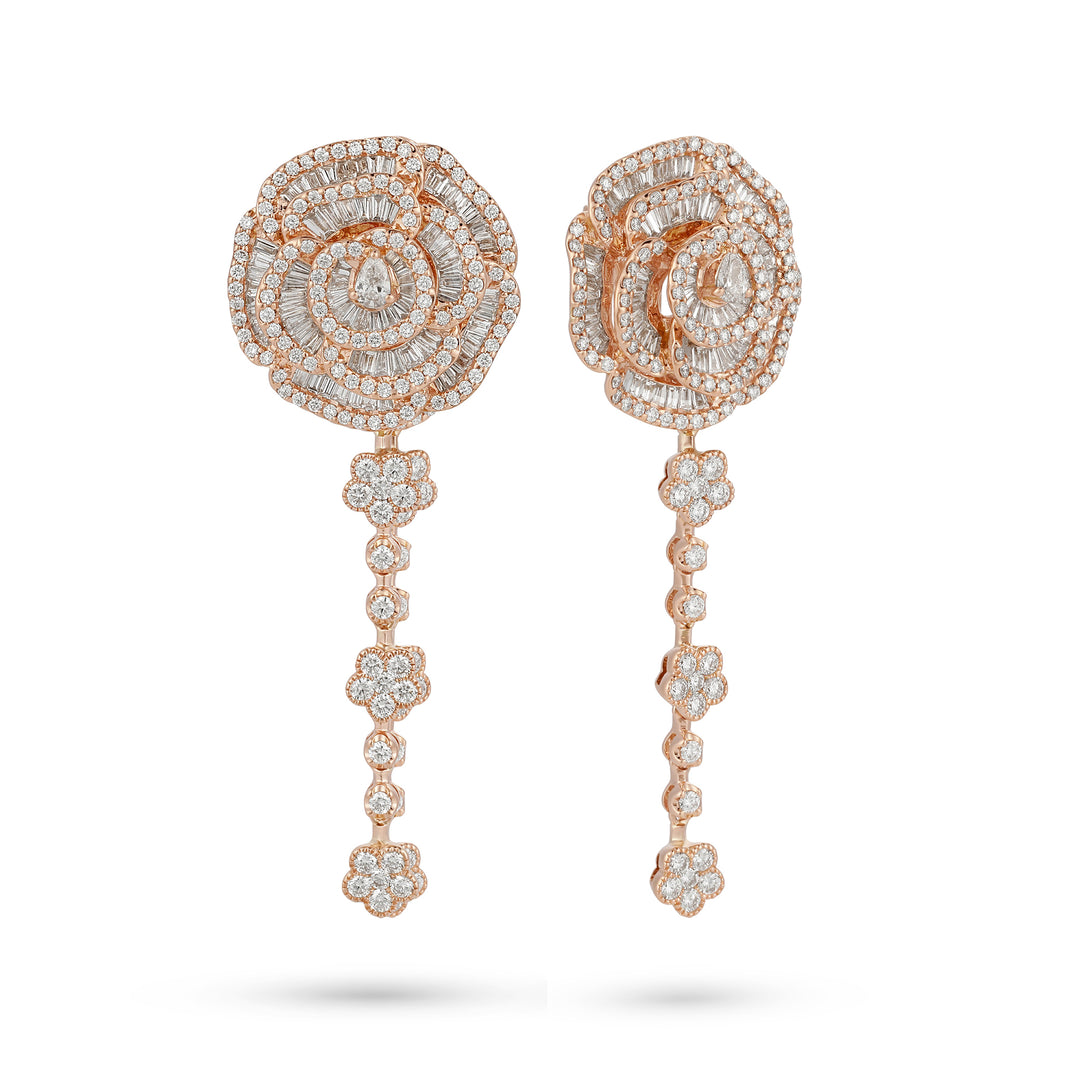 Ronza medium Winter Rose earrings in rose gold with natural diamonds, view 2