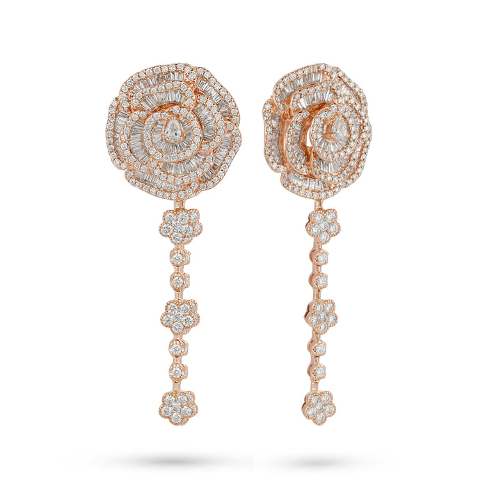 Ronza medium Winter Rose earrings in rose gold with natural diamonds, view 2