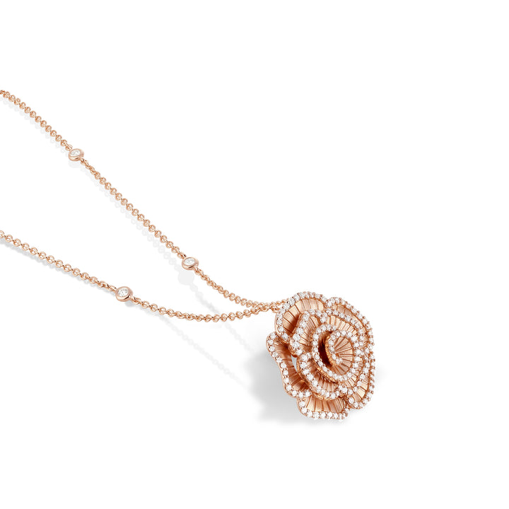 Ronza medium Winter Rose pendant in rose gold with natural diamonds, view 1