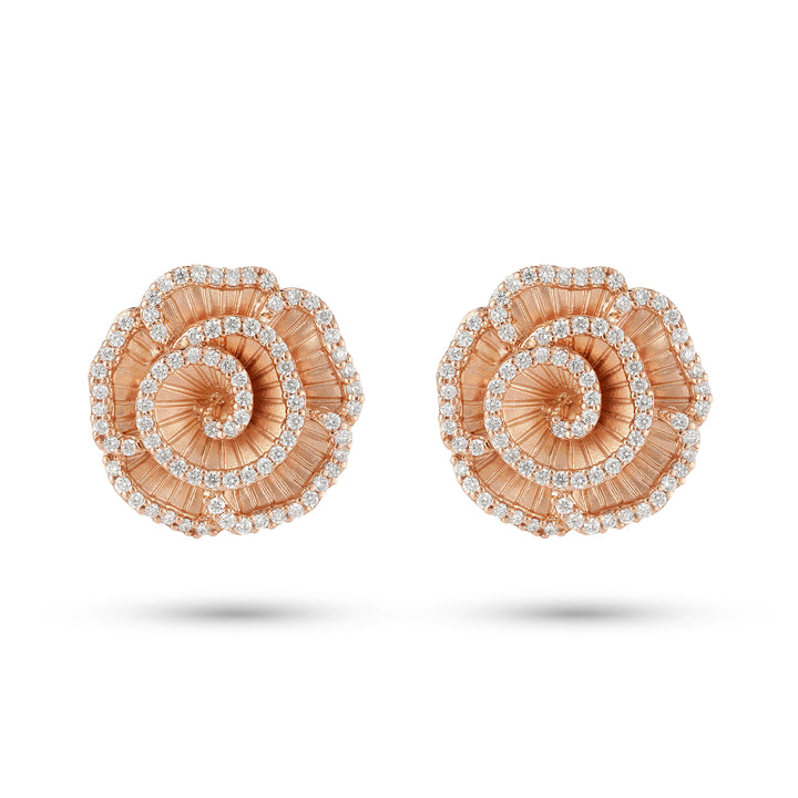 Ronza small Winter Rose earrings in rose gold with natural diamonds, view 1