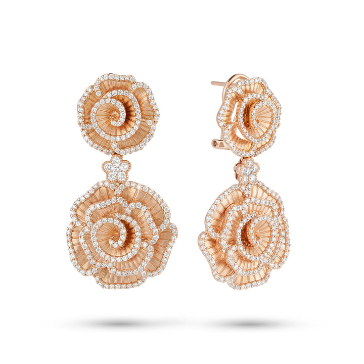 Ronza Winter Rose earrings in rose gold with natural diamonds, view 2