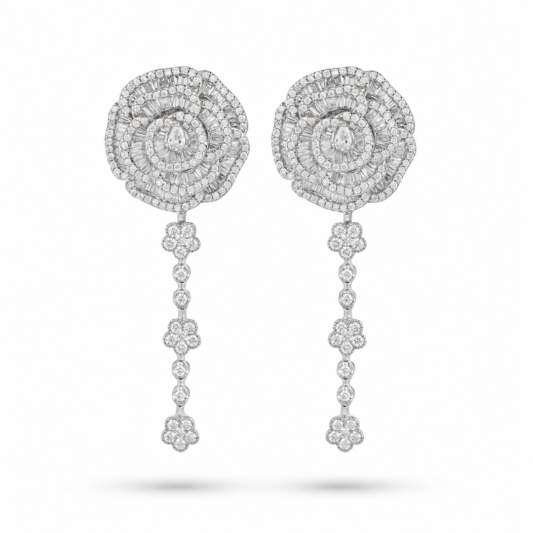 Ronza large Winter Rose earrings in white gold with natural diamonds, view 1