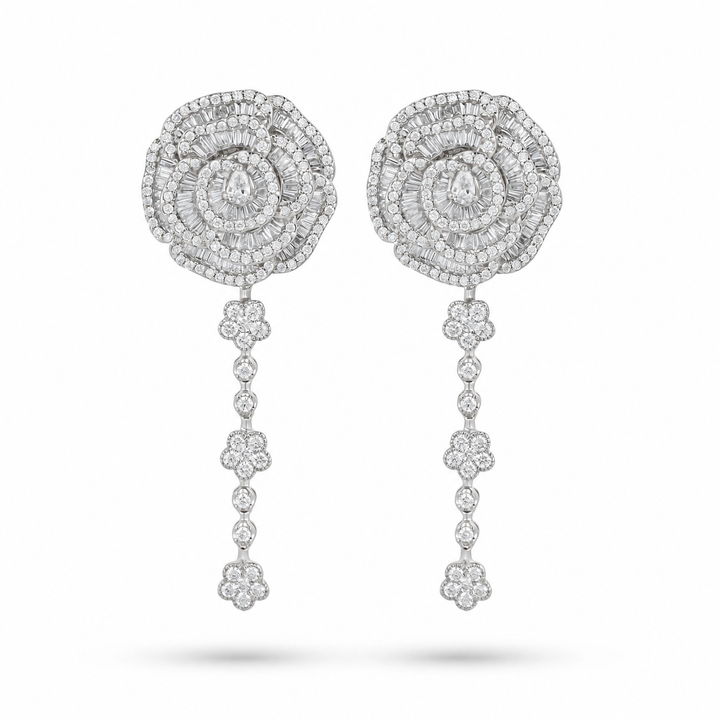 Ronza large Winter Rose earrings in white gold with natural diamonds, view 1