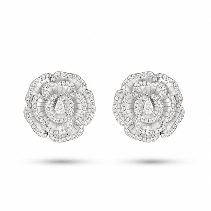 Ronza medium Winter Rose earrings in white gold with natural diamonds, view 1