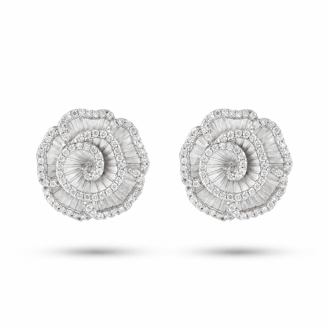 Ronza small Winter Rose earrings in white gold with natural diamonds, view 1