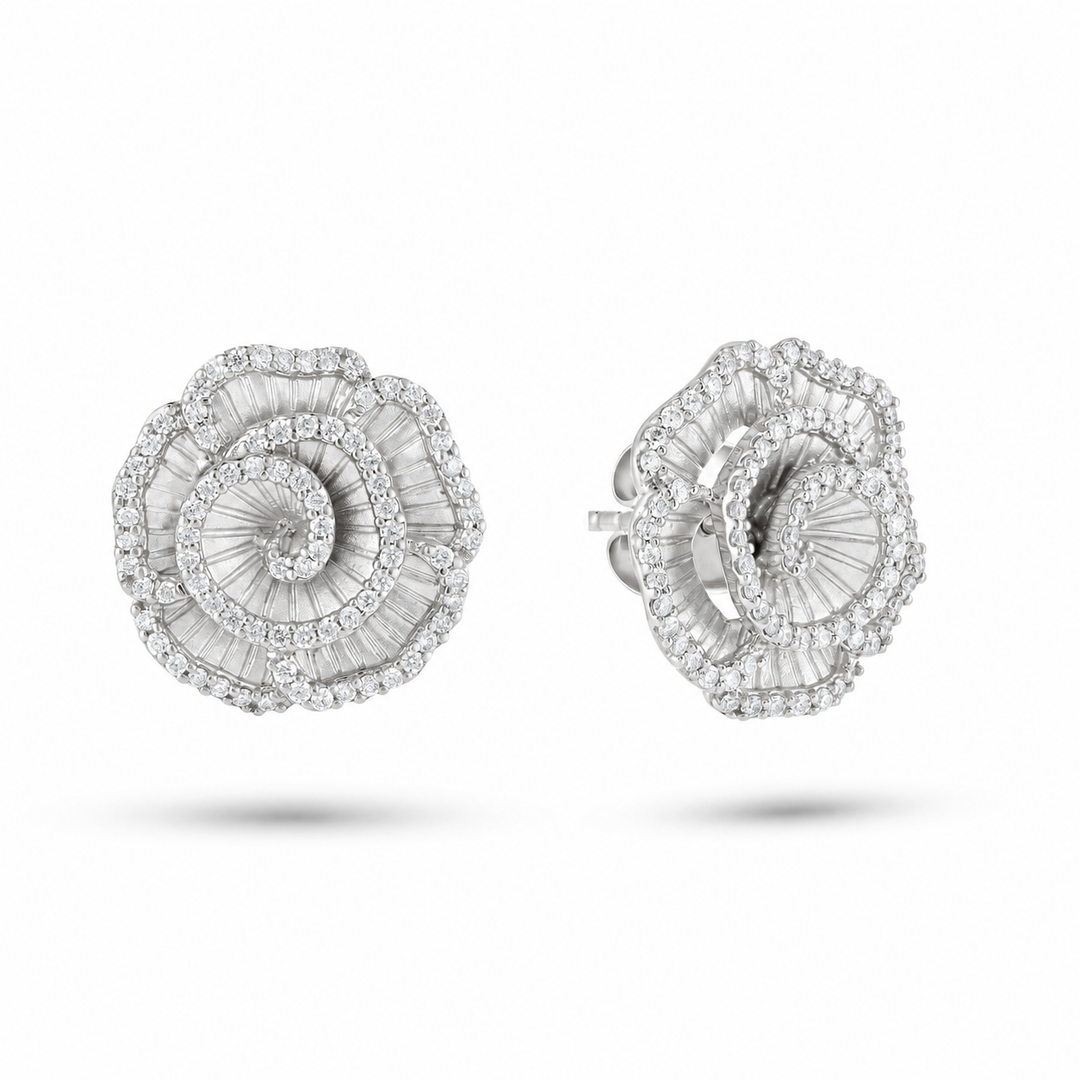 Ronza small Winter Rose earrings in white gold with natural diamonds, view 2
