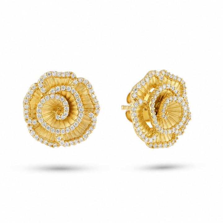 Ronza small Winter Rose earrings in yellow gold with natural diamonds, view 2