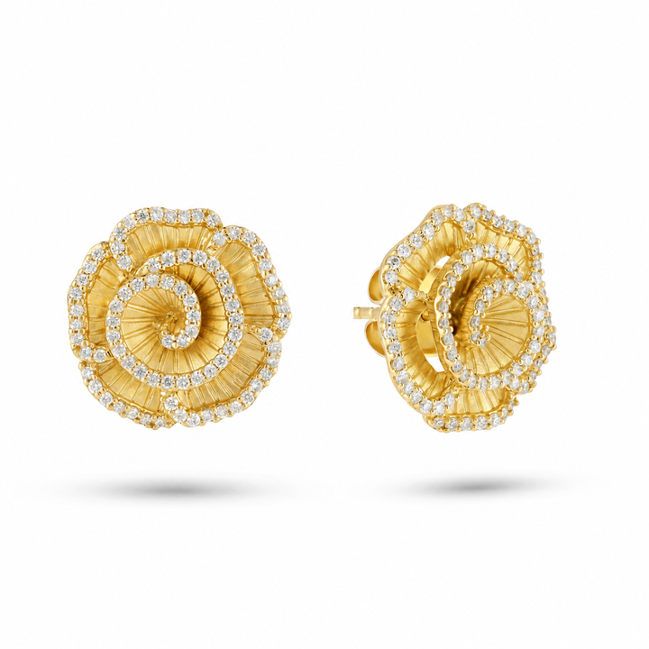 Ronza small Winter Rose earrings in yellow gold with natural diamonds, view 2