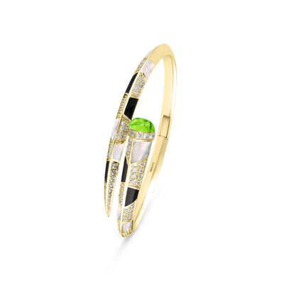 Soit Belle Signature Yellow Gold Bangle With Natural Peridot