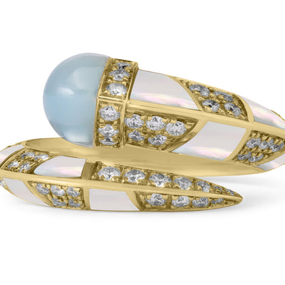 ARTISTRY Yellow Gold Diamond Ring With Natural Chalcedony
