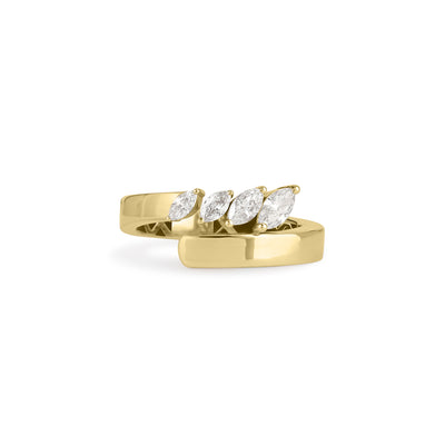 ETOILE Yellow Gold Twisted Diamond Ring