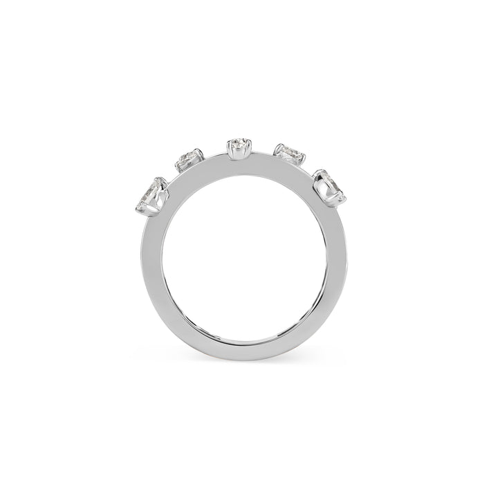 ETOILE White Gold Scattered Diamond Ring