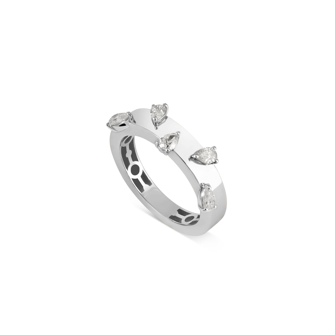 ETOILE White Gold Scattered Diamond Ring