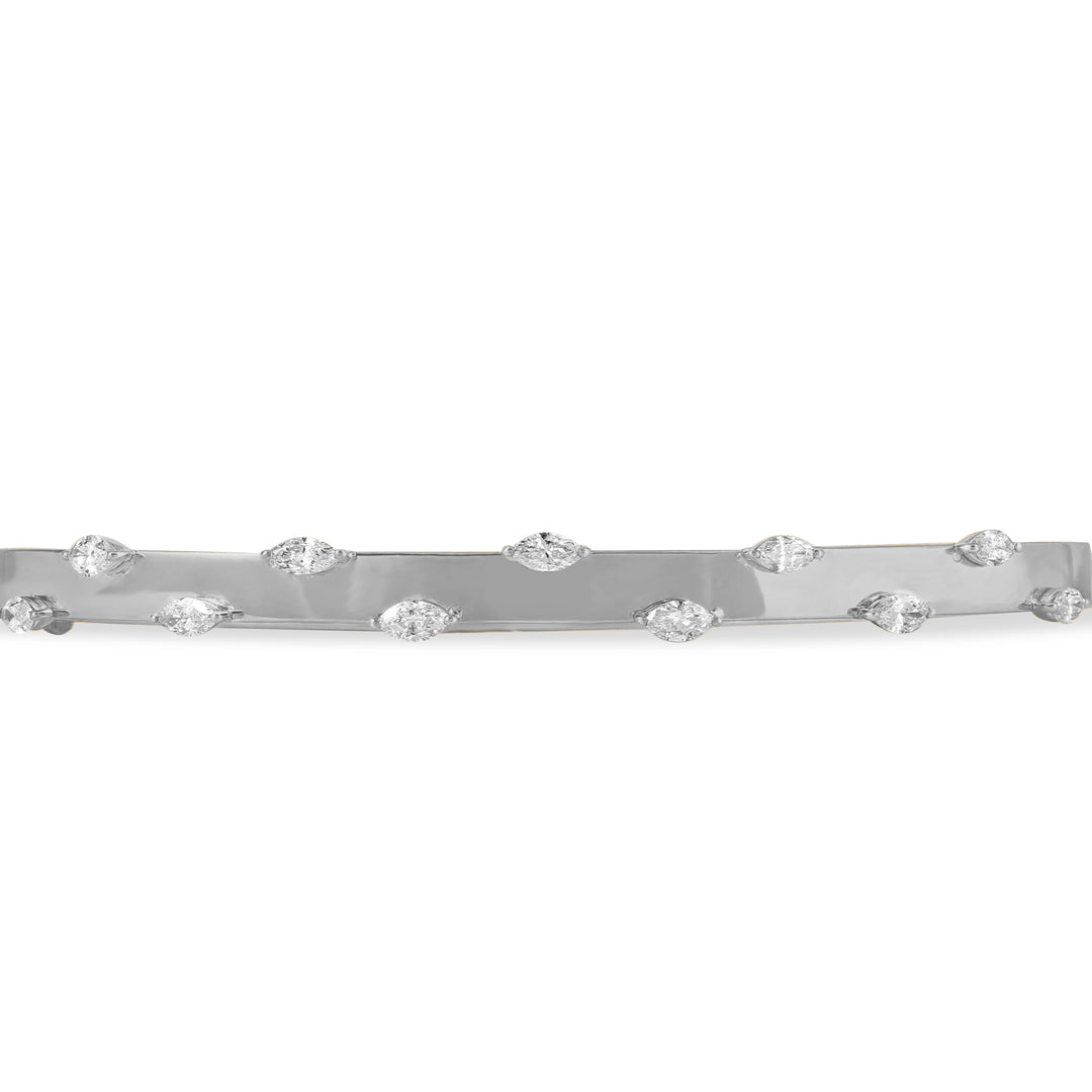 ETOILE White Gold Scattered Diamond Bangle