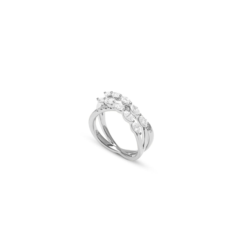 ETOILE White gold twist overlapping diamond ring