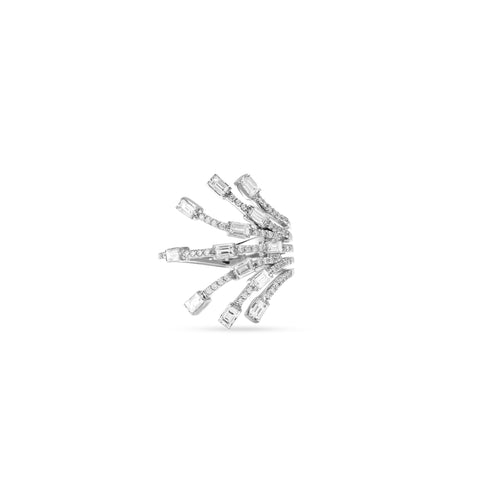 DILARA white gold open flower diamond ring DILARA white gold open flower diamond ring