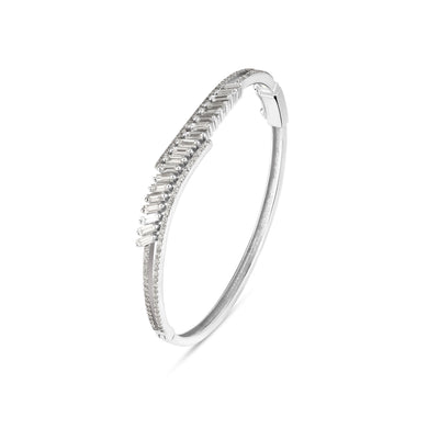 DILARA White Gold Curve Line Diamond Bangle DILARA White Gold Curve Line Diamond Bangle