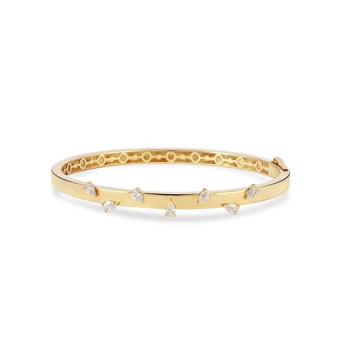 ETOILE Yellow Gold Scattered Diamond Bangle