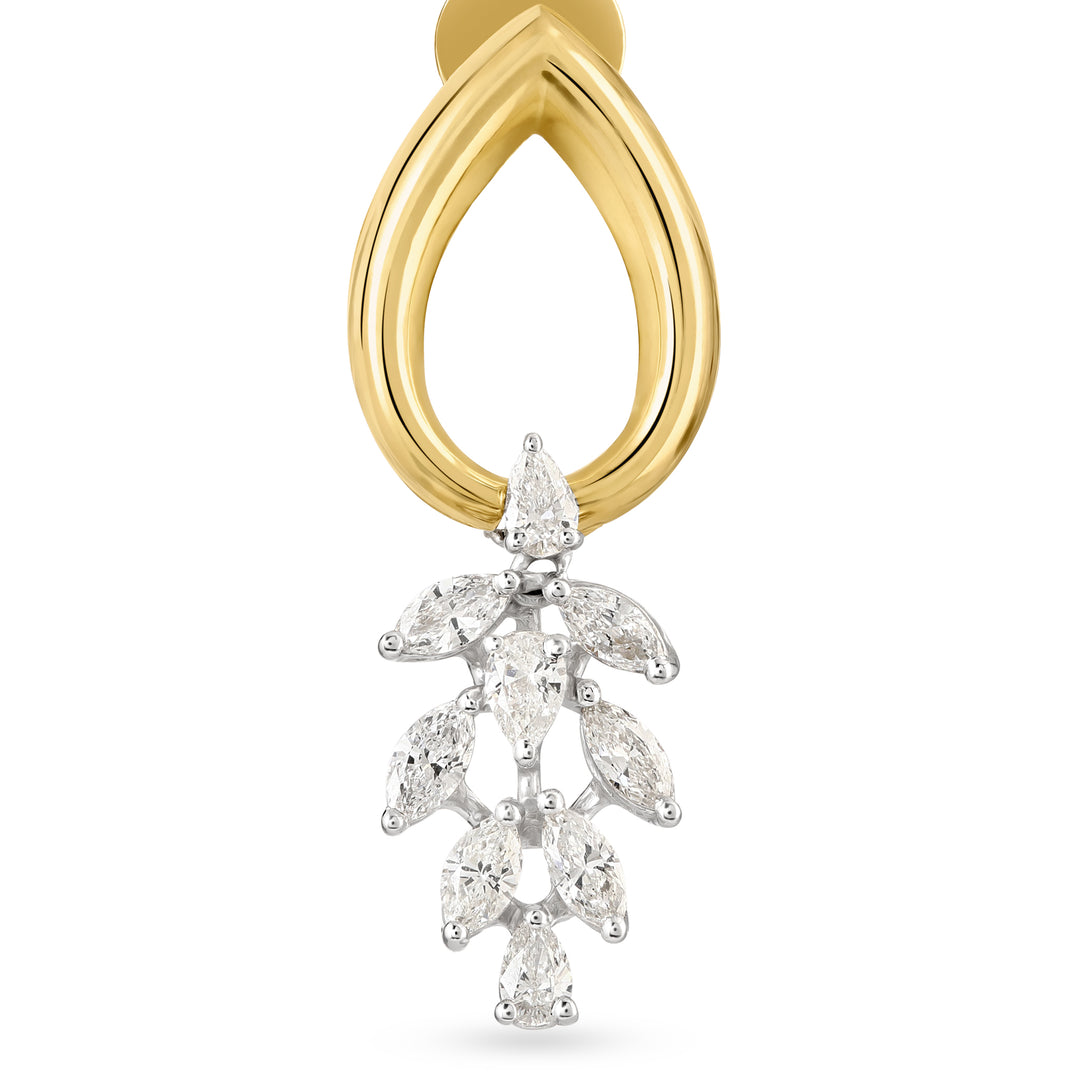 ETOILE Yellow Gold Open Flower Diamond Earring