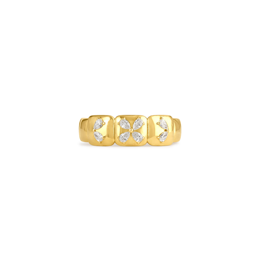 ETOILE Yellow Gold Floral Diamond Ring