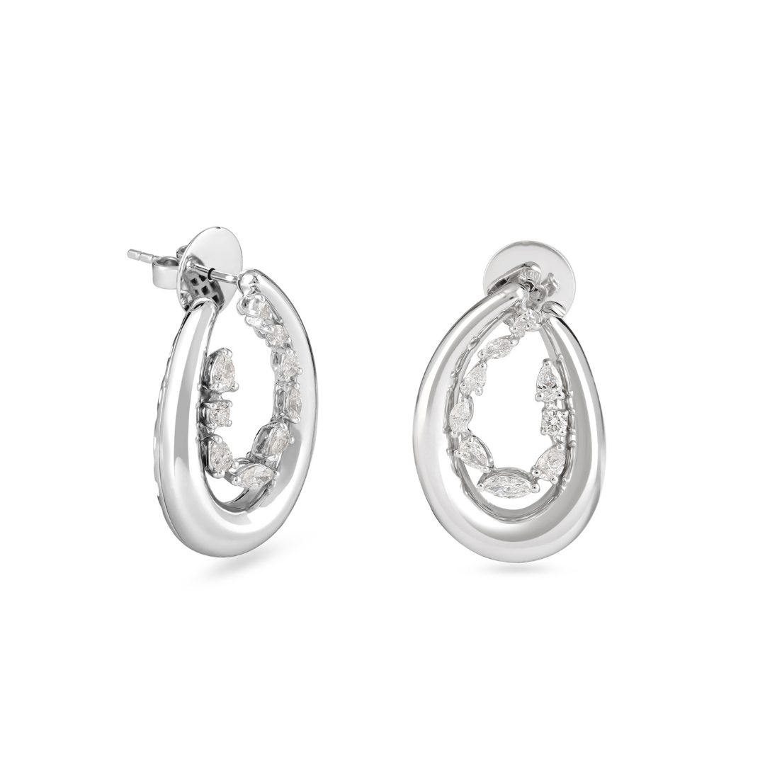 Soit Belle White Gold Pear Diamond Earring: Graceful Drops