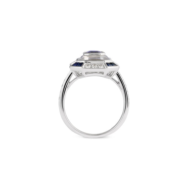 LA MINIERA exuberant white gold diamond ring with blue sapphire